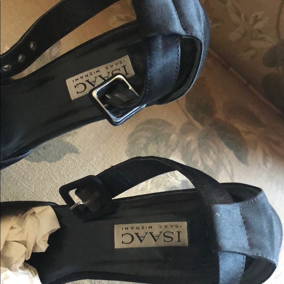 Black satin ankle-strapped heels - Picture 2 of 2